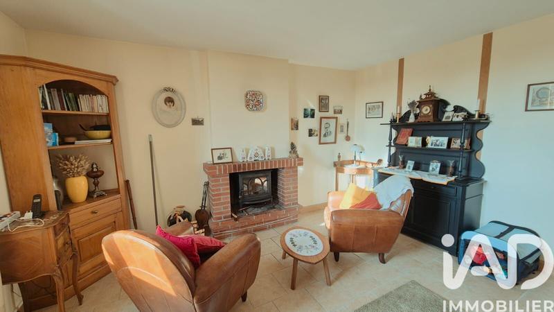 Maison - 260 m² - 9 pièces