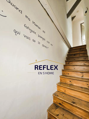 Maison - 90 m² - 5 pièces