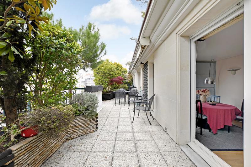 Appartement - 125 m² - 5 pièces