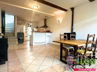 Maison - 168 m² - 6 pièces