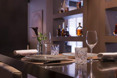 Fonds de commerce - Magasins - 140 m²