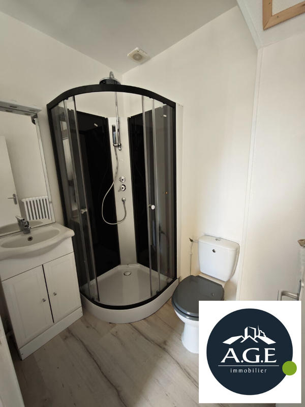 Immeuble - 275 m² - 9 pièces