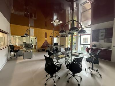 Bureau - 80 m²