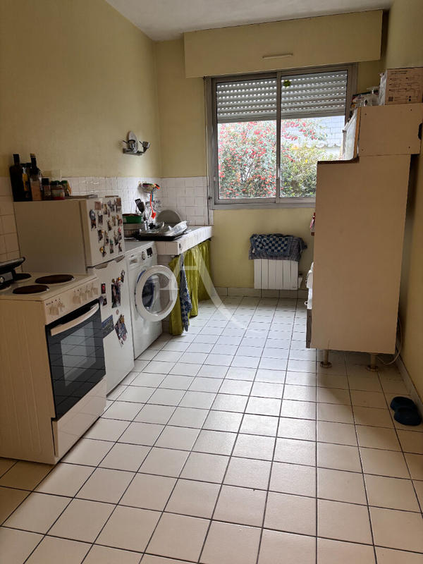 Maison - 189 m² - 9 pièces