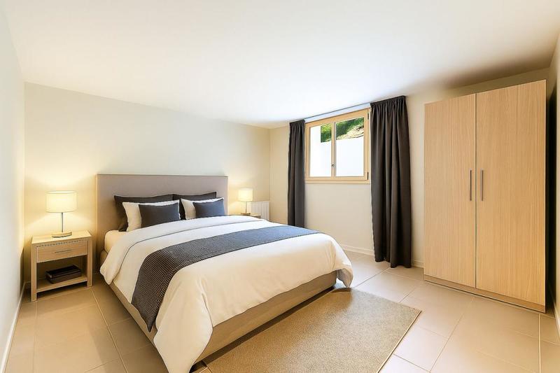 Maison - 180 m² - 6 pièces