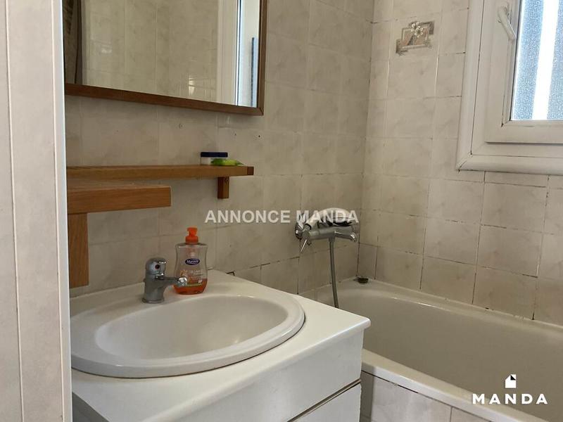 Chambre - 9 m² - 4 pièces