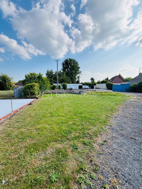 Terrain industriel - 1 329 m²