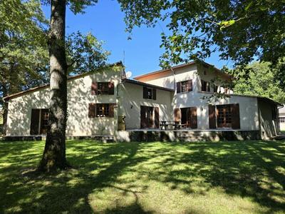 Maison d'architecte - 315 m² - 10 pièces