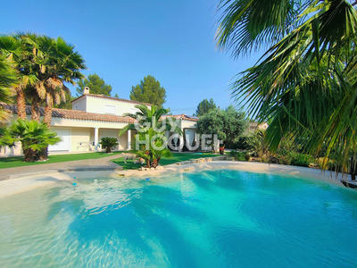 Villa - 300 m² - 7 pièces