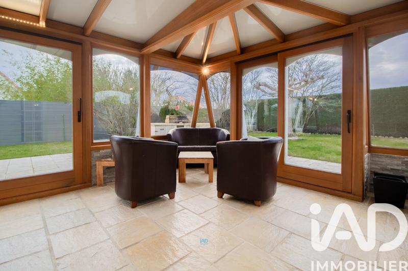 Maison - 180 m² - 7 pièces