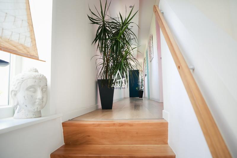 Maison - 175 m² - 6 pièces