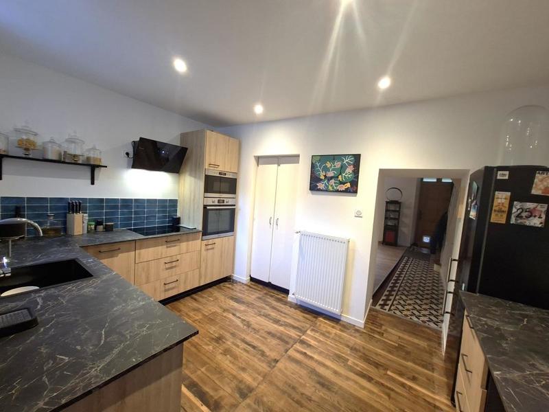 Maison - 90 m² - 3 pièces