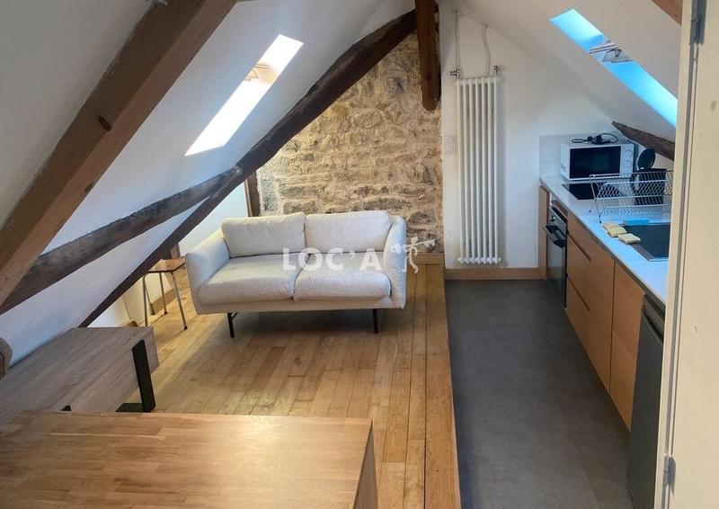 Studio - 14 m² - 1 pièce