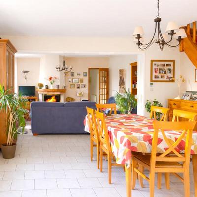 Maison - 174 m² - 8 pièces