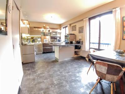 Appartement - 160 m² - 6 pièces
