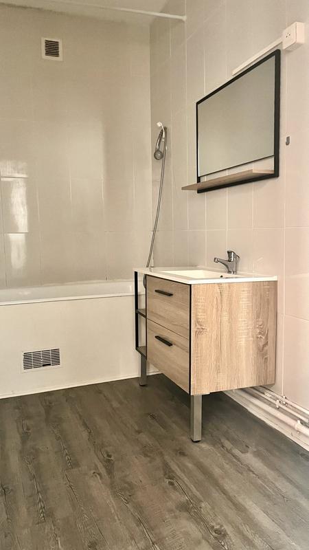 Appartement - 80 m² - 4 pièces