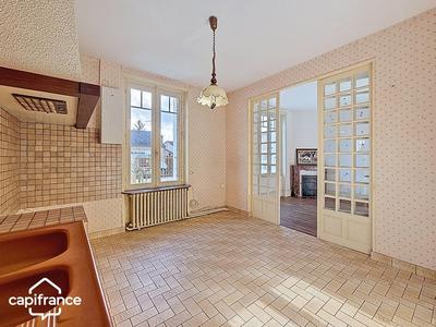 Maison - 90 m² - 5 pièces