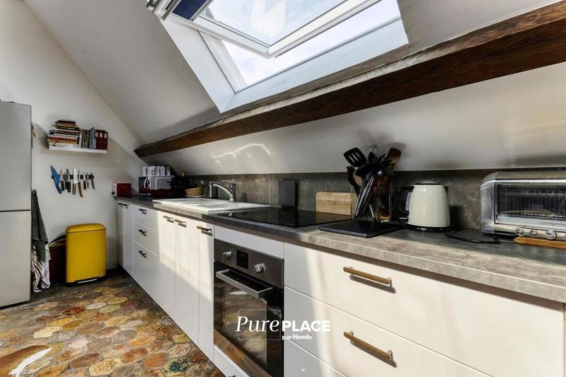 Loft - 70 m² - 3 pièces