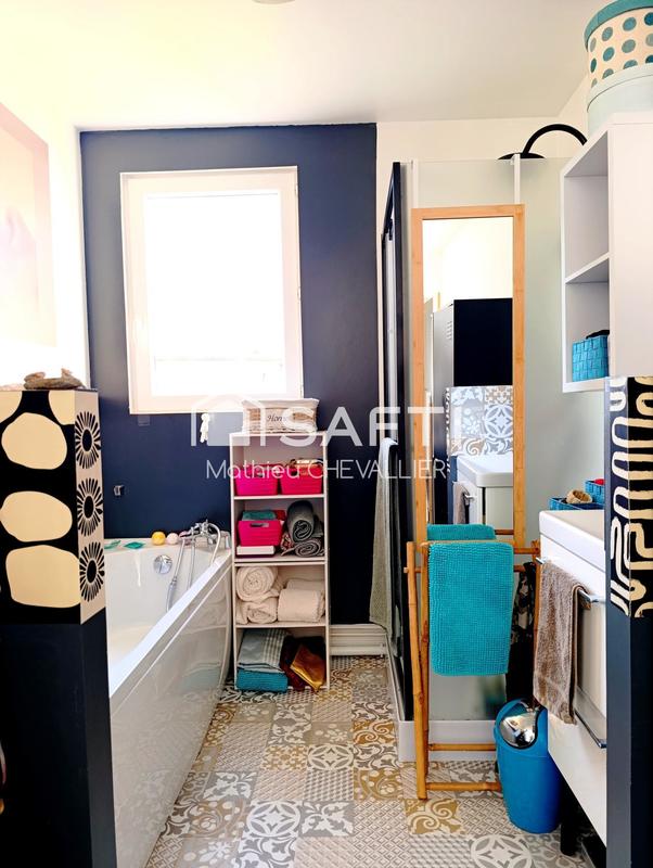 Maison - 96 m² - 5 pièces