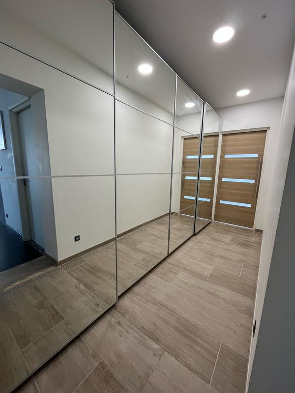 Maison traditionnelle - 151 m² - 6 pièces