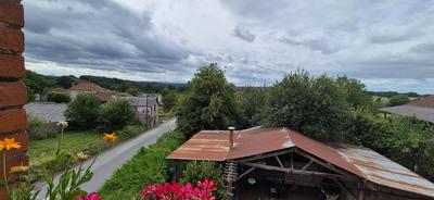 Maison - 220 m² - 7 pièces