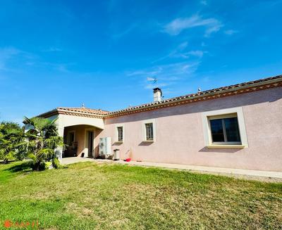 Maison - 146 m² - 5 pièces