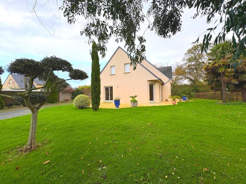 Maison - 168 m² - 7 pièces