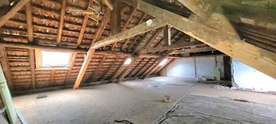 Appartement - 64 m² - 1 pièce