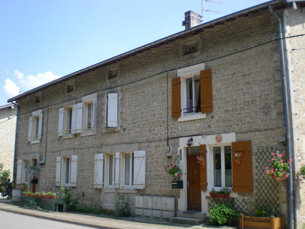 Appartement - 99 m² - 3 pièces