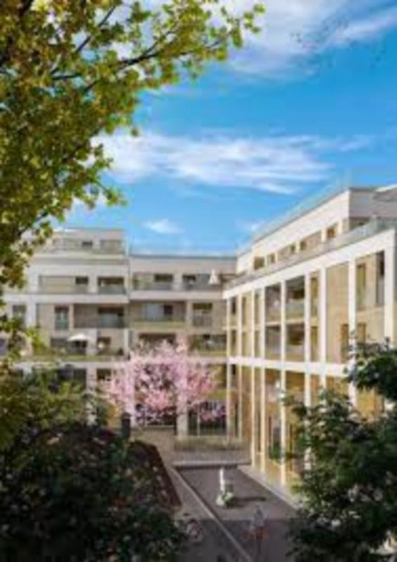 Appartement - 104 m² - 5 pièces