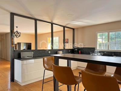 Maison - 174 m² - 7 pièces