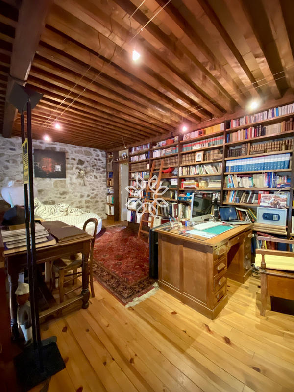 Maison de village - 200 m² - 6 pièces