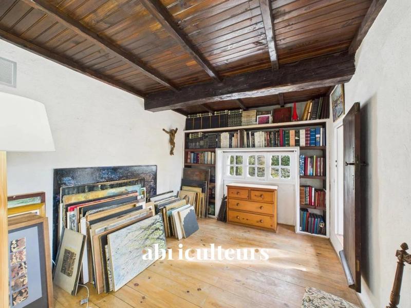 Maison ancienne - 223 m² - 7 pièces