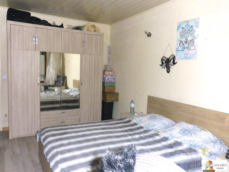 Appartement - 102 m² - 5 pièces