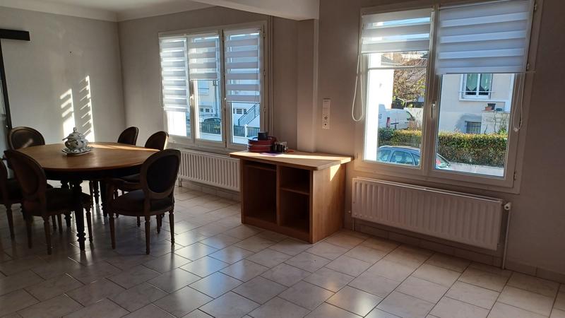 Maison - 101 m² - 6 pièces