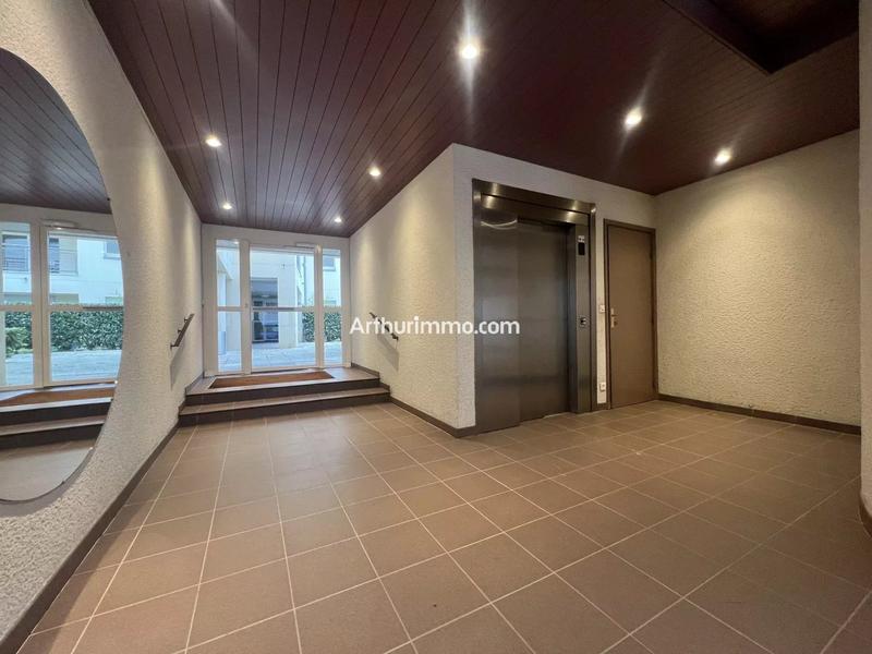 Appartement - 87 m² - 6 pièces