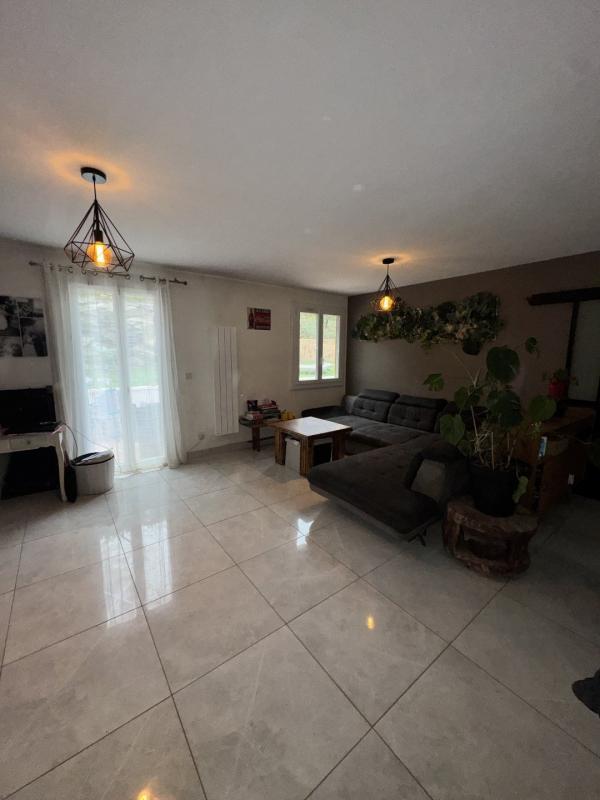 Propriété - 125 m² - 4 pièces