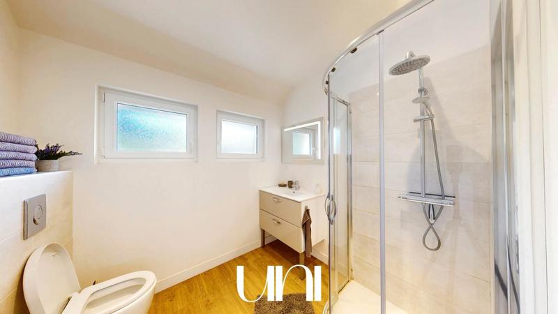 Maison - 650 m² - 22 pièces