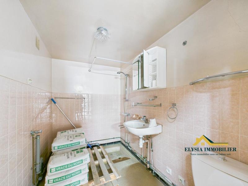 Maison - 231 m² - 2 pièces