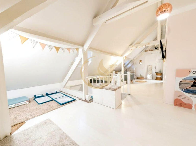 Maison - 145 m² - 7 pièces