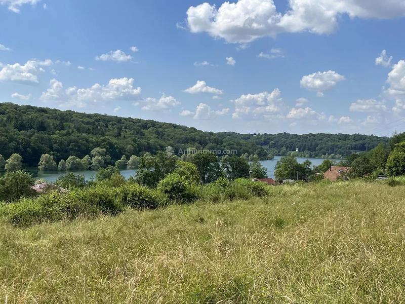 Terrain - 30 000 m²