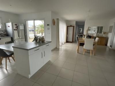 Maison - 125 m² - 4 pièces