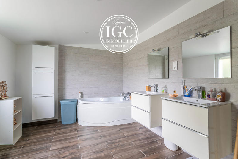 Maison - 131 m² - 5 pièces