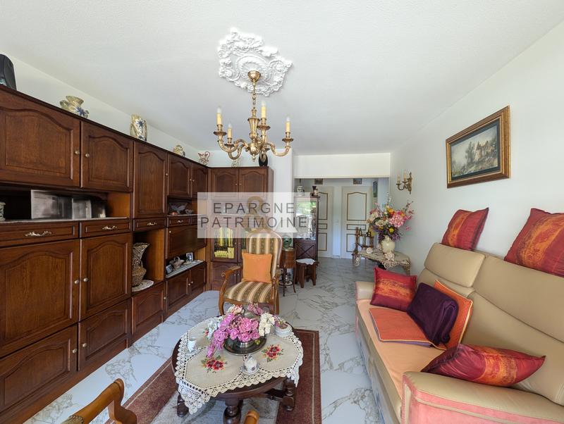 Appartement - 82 m² - 4 pièces