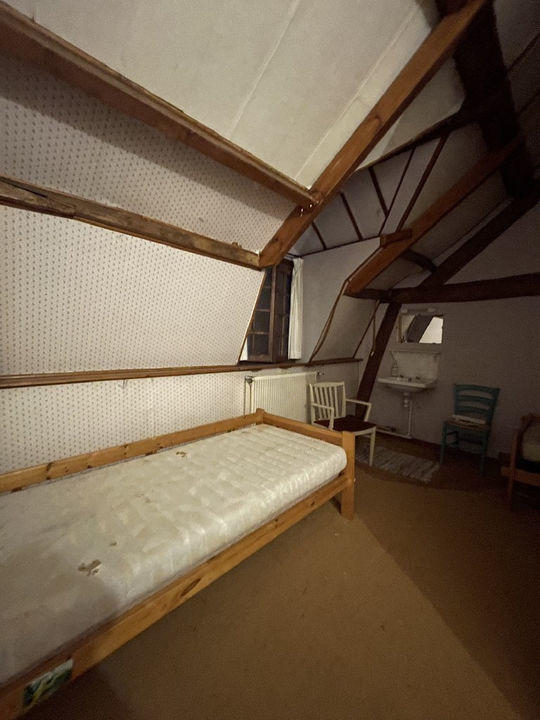 Corps de ferme - 280 m² - 9 pièces