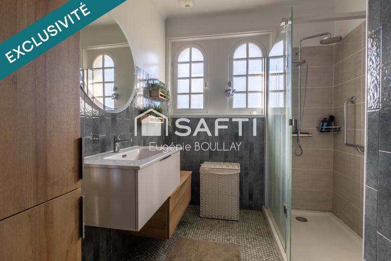 Maison - 163 m² - 7 pièces