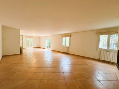 Maison - 147 m² - 6 pièces