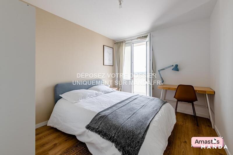 Chambre - 10 m² - 5 pièces