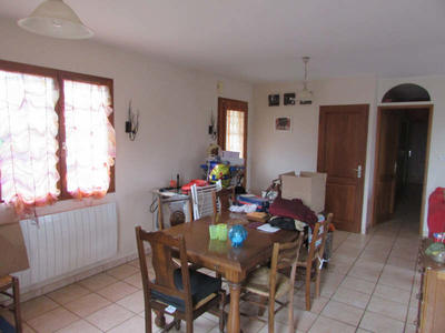 Maison - 97 m² - 4 pièces