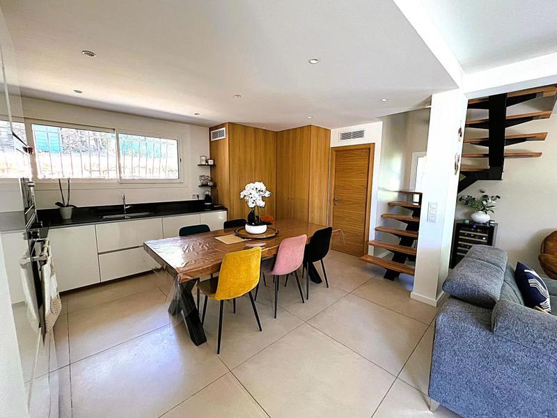 Maison - 100 m² - 4 pièces